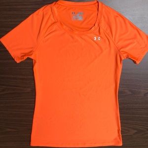 Under Armor FITTED SHORT SIZE - XS